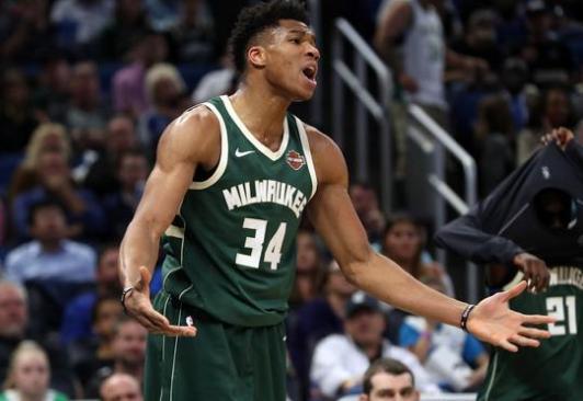 频频破门 频频破门